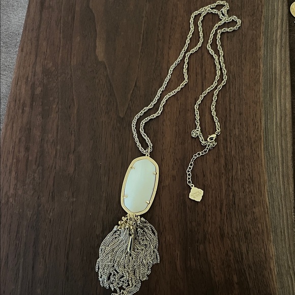 Kendra Scott Jewelry - Kendra Scott Gold and white  Pendant Necklace